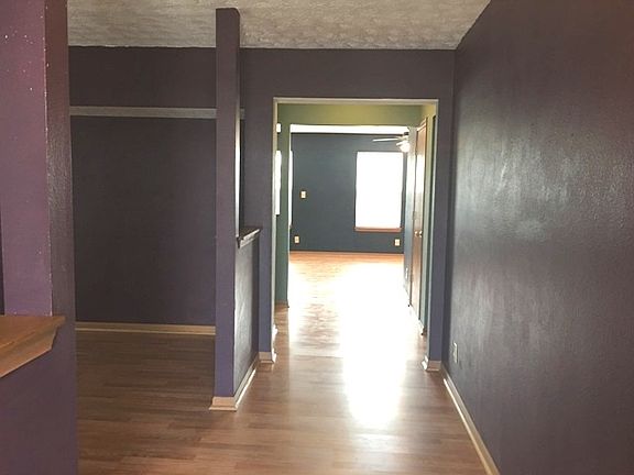 2nd image of 185 N Furlong Dr