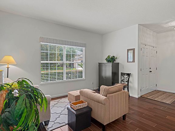 5th image of 2700 Arundel Ln