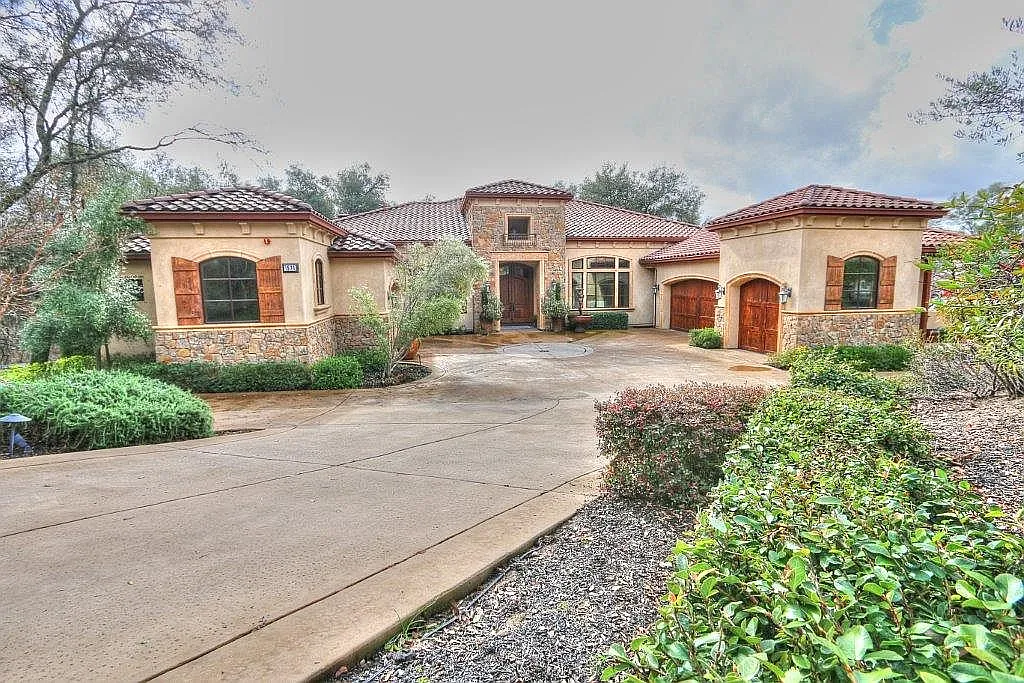 1574 Camino Verdera photo 1