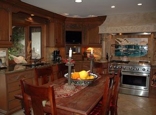 507 Knob Hill Ave, Redondo Beach, CA 90277