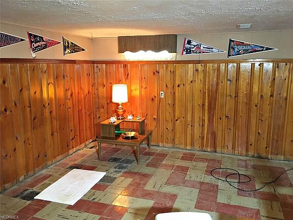 5th image of 4410 Fruitland Dr