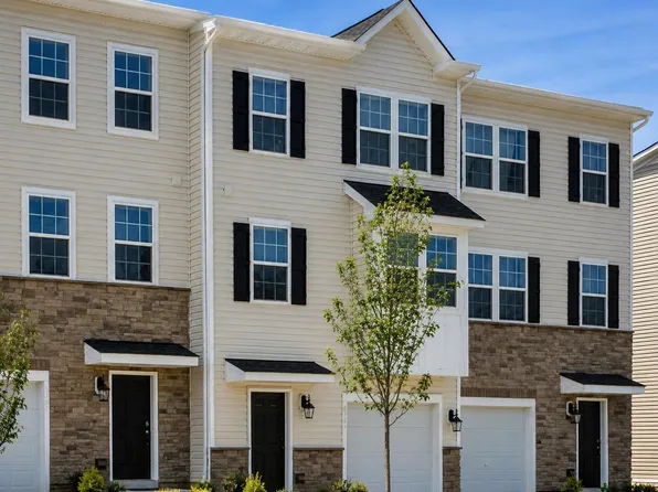 3076 Martha Way, Pennsburg, PA 18073