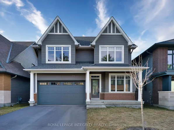 232 Ketchikan Cres, Ottawa, ON K2T 0S3
