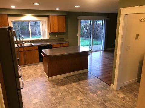 5th image of 1907 SE 154th Ave