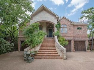 2915 Peninsula Dr, Grapevine, TX 76051