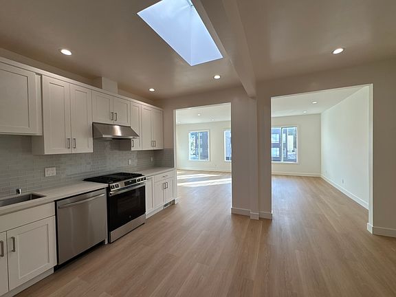 5th image of 16 Balboa St