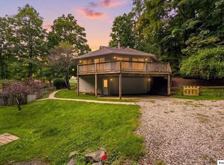 209 E Brooklyn St, Gambier, OH 43022