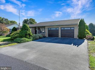 257 Blackberry Dr, Ephrata, PA 17522