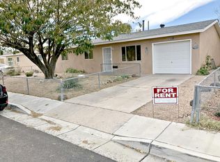 1725 Maxine St NE, Albuquerque, NM 87112
