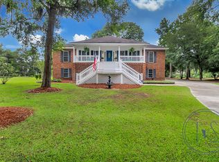 288 Sterling Woods Dr, Richmond Hill, GA 31324