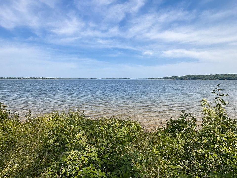 1st image of 17964 Lookout Lake Cir