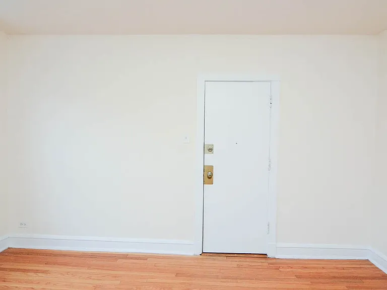 2649 N Spaulding Ave #W4 — Photo 12