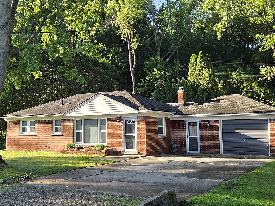 1st image of 37344 Woodland Dr