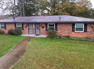 818 N McDonough St, Jonesboro, GA 30236