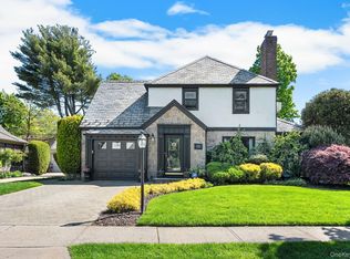 139 Stevens Ave, Hempstead, NY 11550
