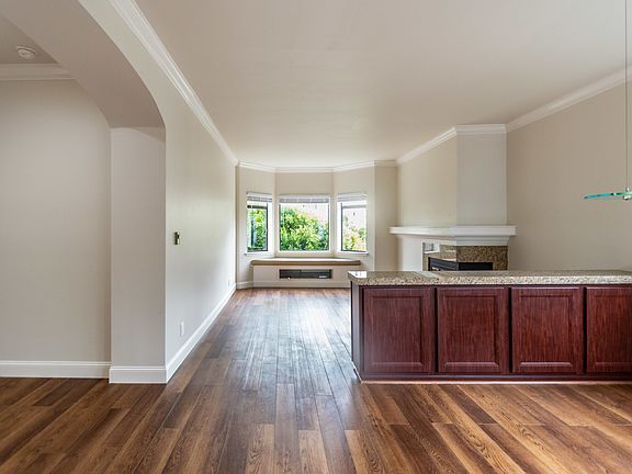 4th image of 1470 Golden Gate Ave APT 6