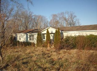 7026 McLeansville Rd, Browns Summit, NC 27214