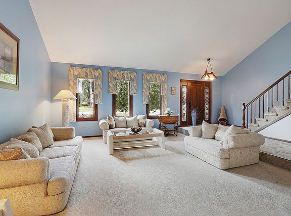5th image of 13030 Buttercup Ct