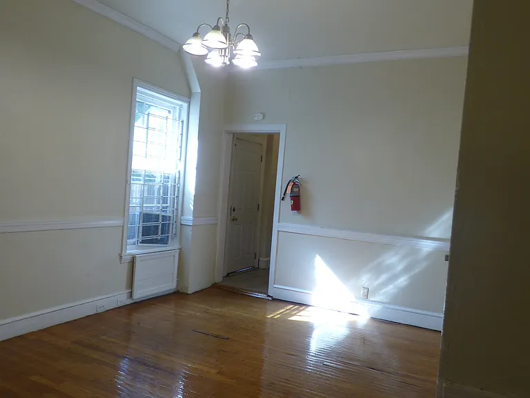 3417 Race St #1 — Photo 10