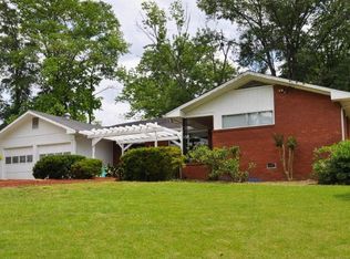 1573 Beechcliff Dr, Atlanta, GA 30329