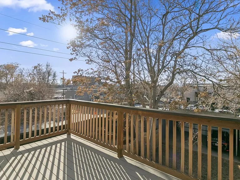 3707 N Franklin St — Photo 23