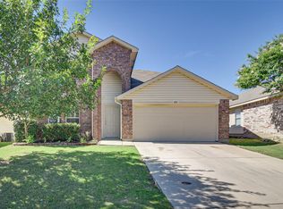 825 Santa Rosa Dr, Haslet, TX 76052