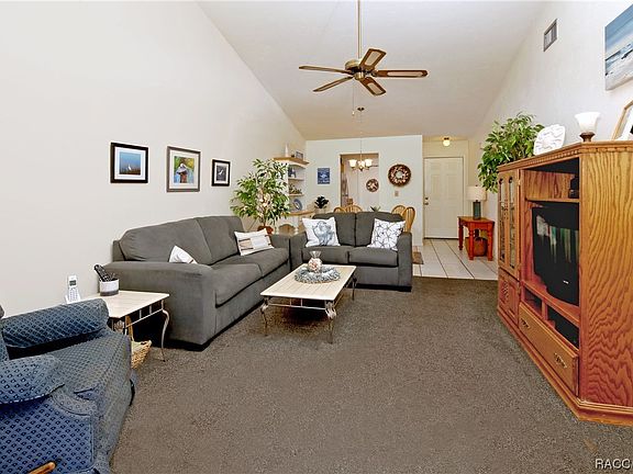 2nd image of 715 E Hartford St APT 5A