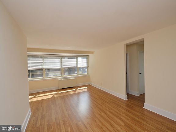 3rd image of 1806 Rittenhouse Sq #18-1109