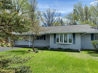 W1077 County Rd N, Niagara, WI 54151