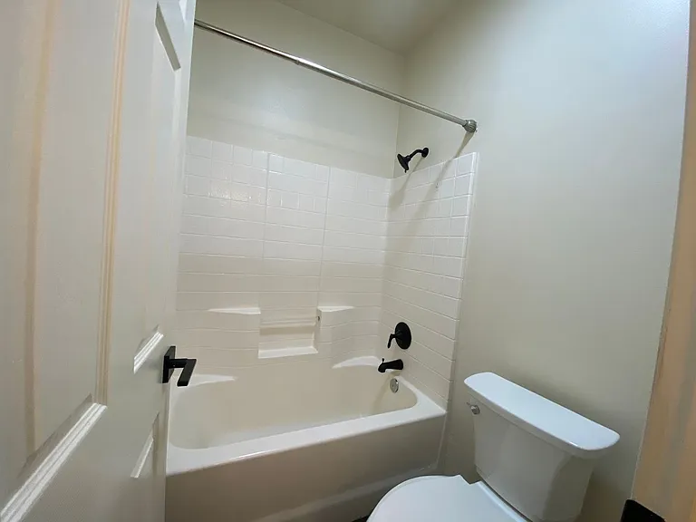 3427 E Sweetwater Springs Dr — Photo 20