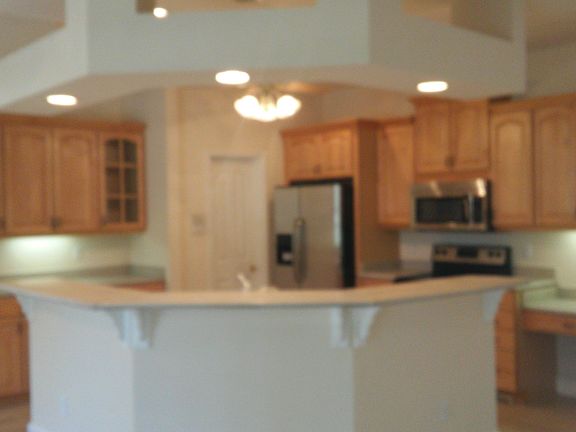 5th image of 1054 W Seagate Dr