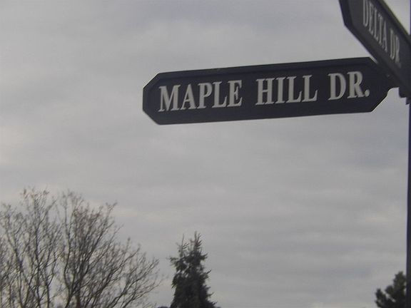 5th image of 17535 Maple Hill Dr
