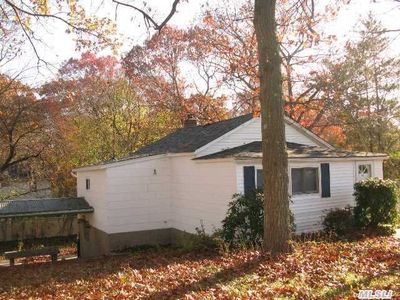 52 Ronkonkoma Dr, Sound Beach, NY, 11789