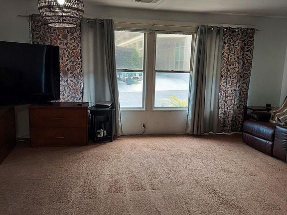 2nd image of 420 Onyx Dr