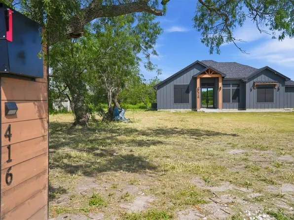 416 Stephens Loop, Mathis, TX 78368