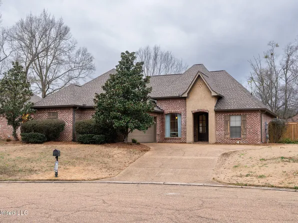 267 E Pinebrook Dr, Brandon, MS 39047