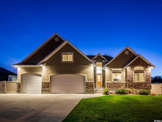 1st image of 10144 S Autumn Breeze Ln