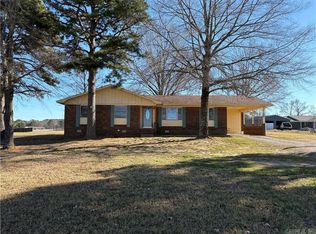 11894 Highway 359, London, AR 72847