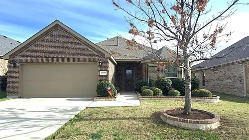 1020 Lake Meadow Ln Photo 1