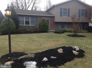 21 Cardinal Dr, Hanover, PA 17331