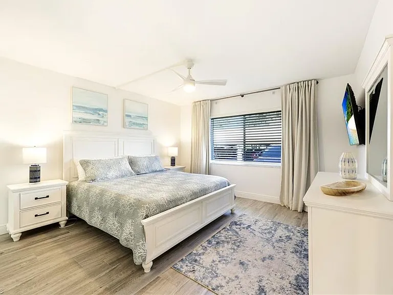 3200 Gulf Shore Blvd N #112 — Photo 14