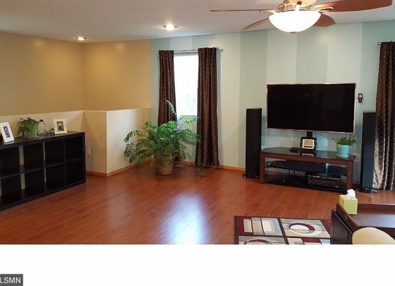 3rd image of 2069 Nortonia Ave