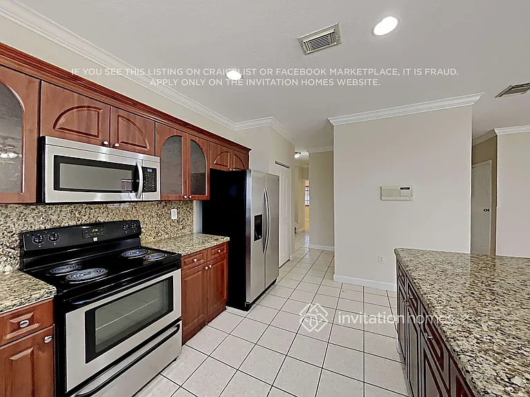 15680 SW 20th Way — Photo 10