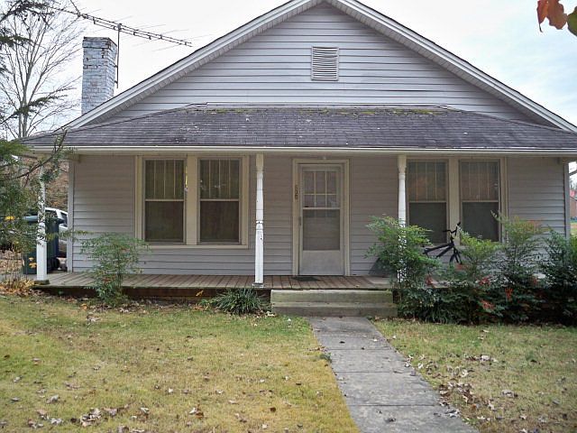 1st image of 505 Highland St