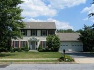 113 Conestoga Dr, Sinking Spring, PA 19608