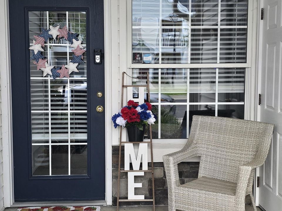 1st image of 575 OAKLEAF PLANTATION Parkway #1002