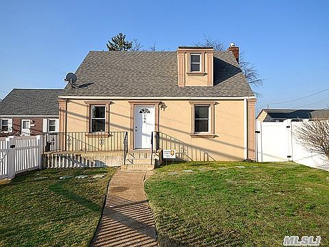 1st image of 196 Dogwood Ave