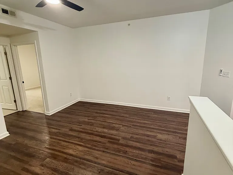 10639 Meeting St #204 — Photo 4