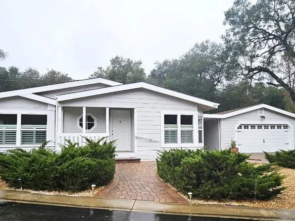 8975 Lawrence Welk Dr Space 7, Escondido, CA 92026