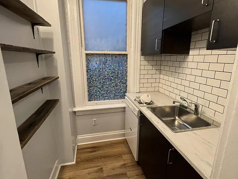 2372 Harper Ave #1 — Photo 5